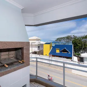 Com Vista Mar A 30 Metros Da , Bombinhas Brasil